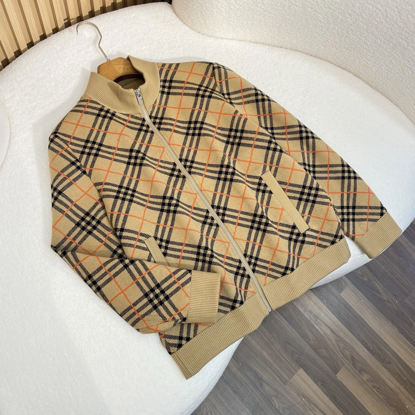 wg.luxury-- 2ur25rry wool item: E-F443J1518H